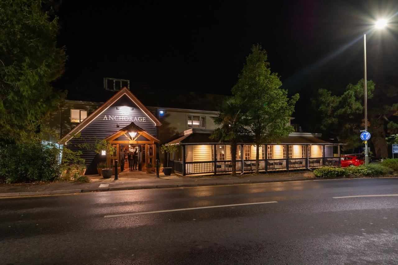 ホテル The Anchorage Canford Cliffs エクステリア 写真